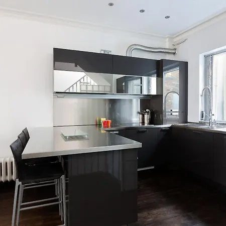 Stunning Flat In Notting Hill With Roof Top London Exterior photo