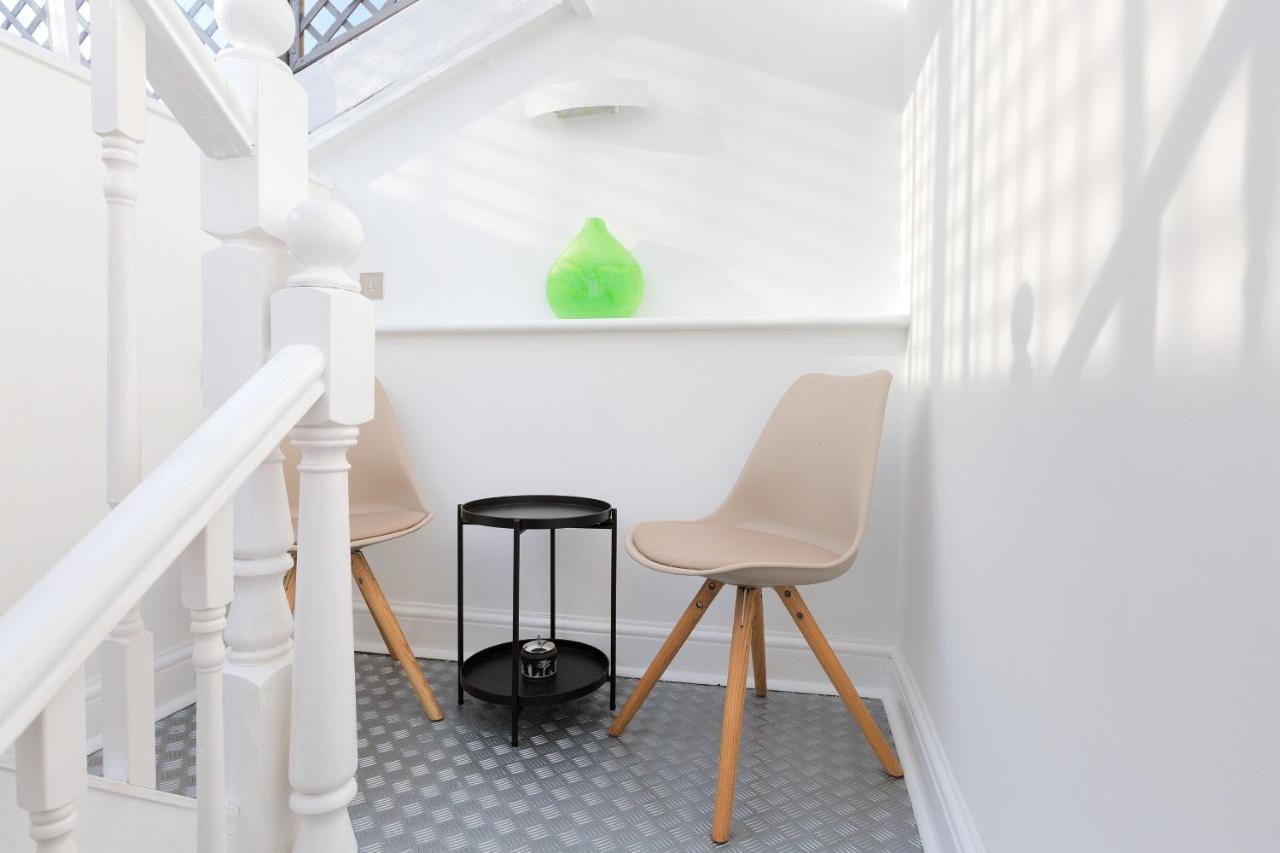Stunning Flat In Notting Hill With Roof Apartment *